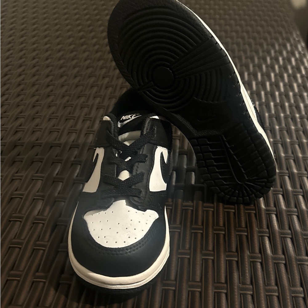 Nike Dunks “Panda”